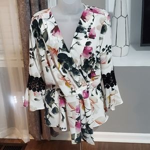 NWOT Relativity faux wrap floral top size M